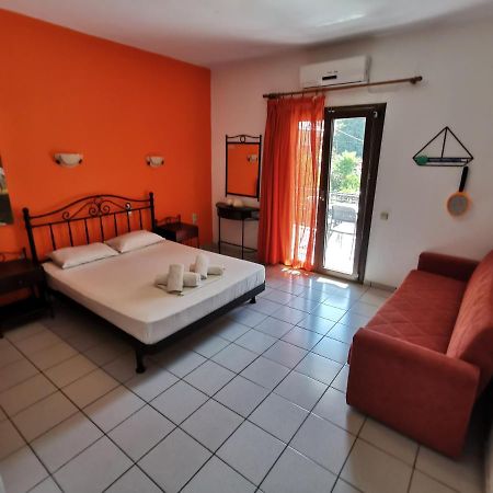 Marinos Aparts Aparthotel Sivota  Bagian luar foto
